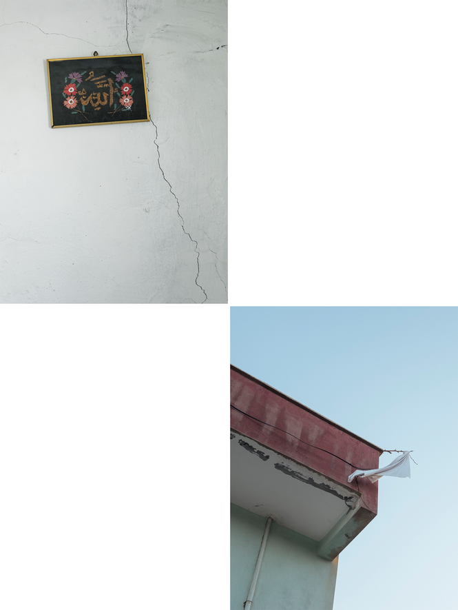 Left photograph showing a religious frame with the inscription “God” on the wall of a house in Hasankeyf. Right photograph showing civilians hang a white flag on their house to show they are unarmed in Nusaybin, Turkey. Right photograph 