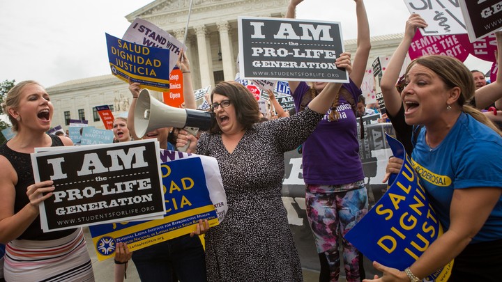 Pro-life protesters