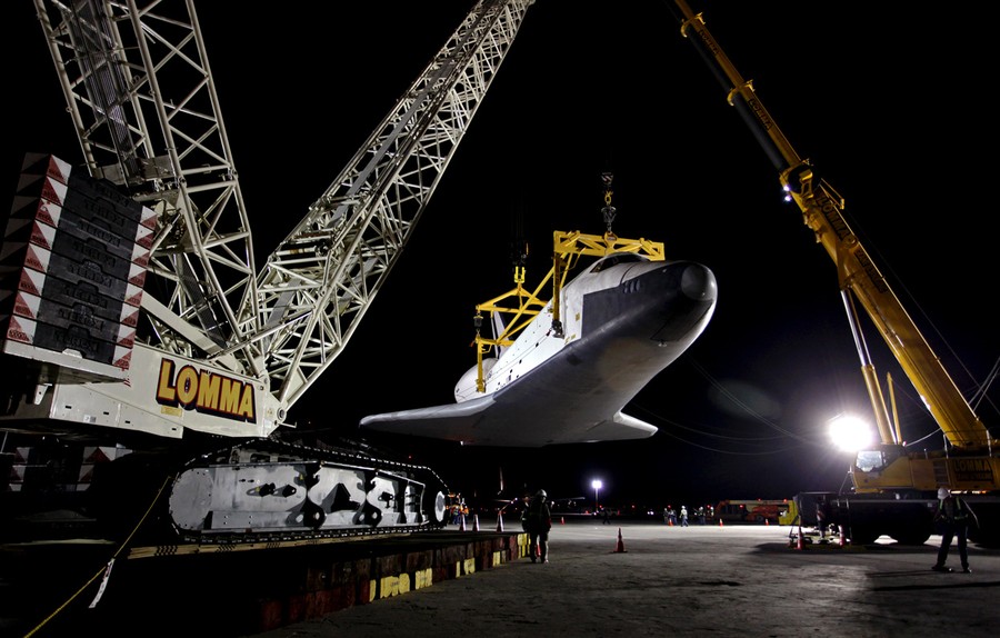 Shuttles Sail to Their New Homes - The Atlantic