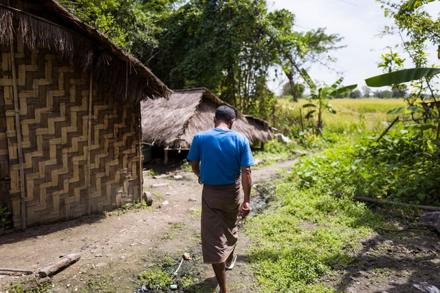 The Facebook-Loving Farmers of Myanmar - The Atlantic