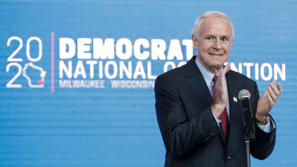Milwaukee Mayor Tom Barrett claps during a press conference to announce the selection of Milwaukee as the 2020 Democratic National Convention host city.
