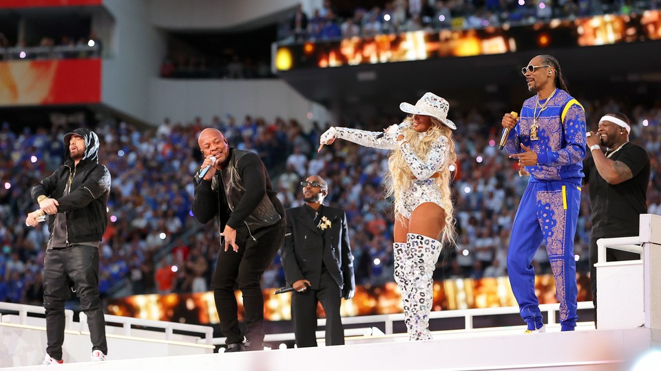 Dr. Dre, Snoop & Mary J. Blige at Super Bowl Halftime Press