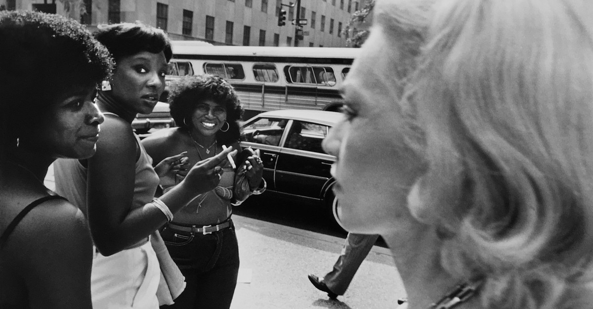 NextImg:The Strange Intimacy of New York City