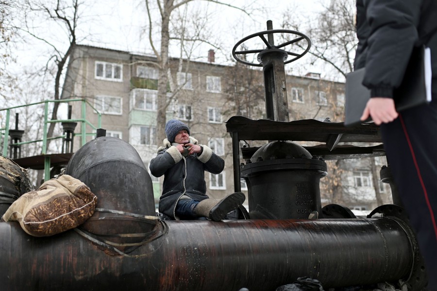 Photos: Homeless in Siberia—Surviving the Winter - The Atlantic