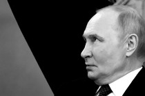 A black-and-white photo shows Putin in profile with a worried expression.