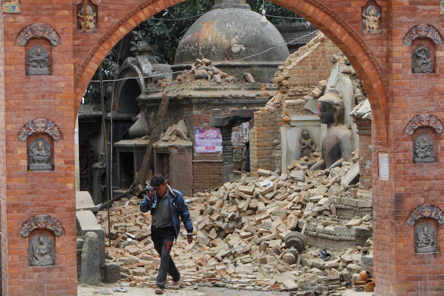 Rebuilding Nepal: Post-earthquake 写真集 Rebuilding Nepal: Post-earthquake 写真集