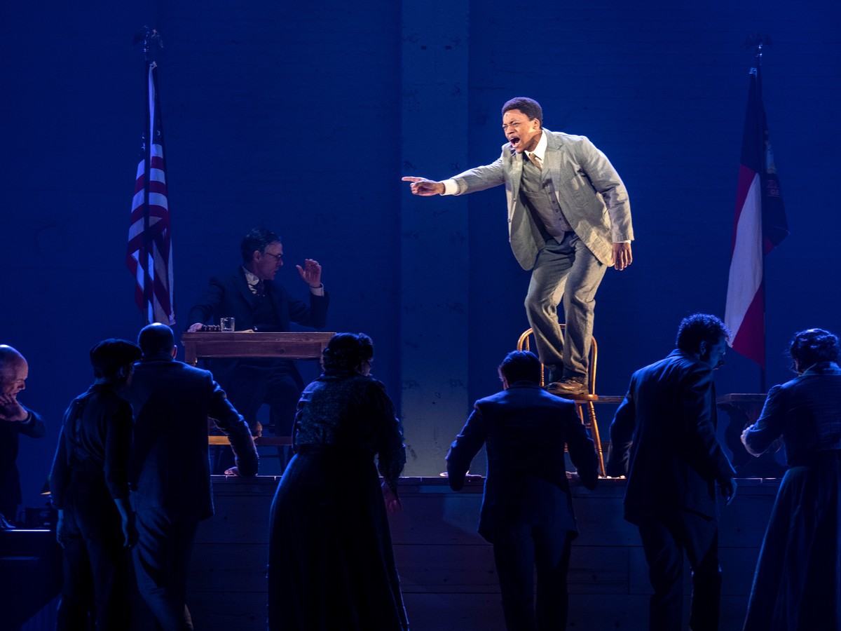 Review: A Pageant of Love and Antisemitism, in 'Parade' - The New