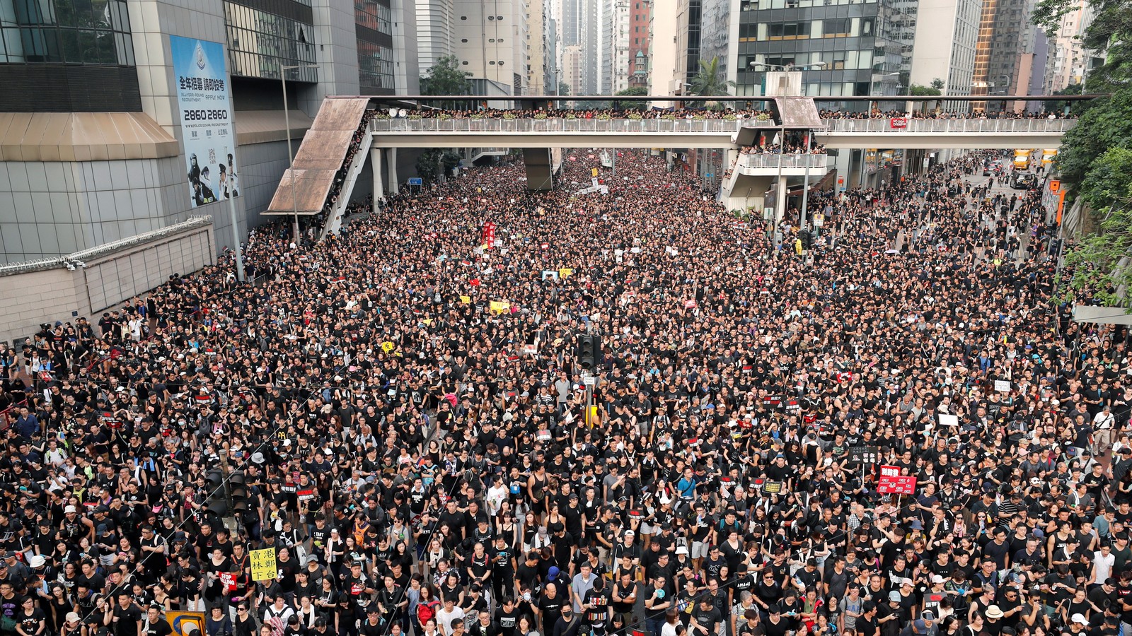 Someone managed to spell out 'Hong Kong real universal suffrage