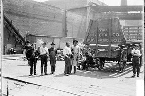 A photograph of the Chicago stockyard strike of 1904
