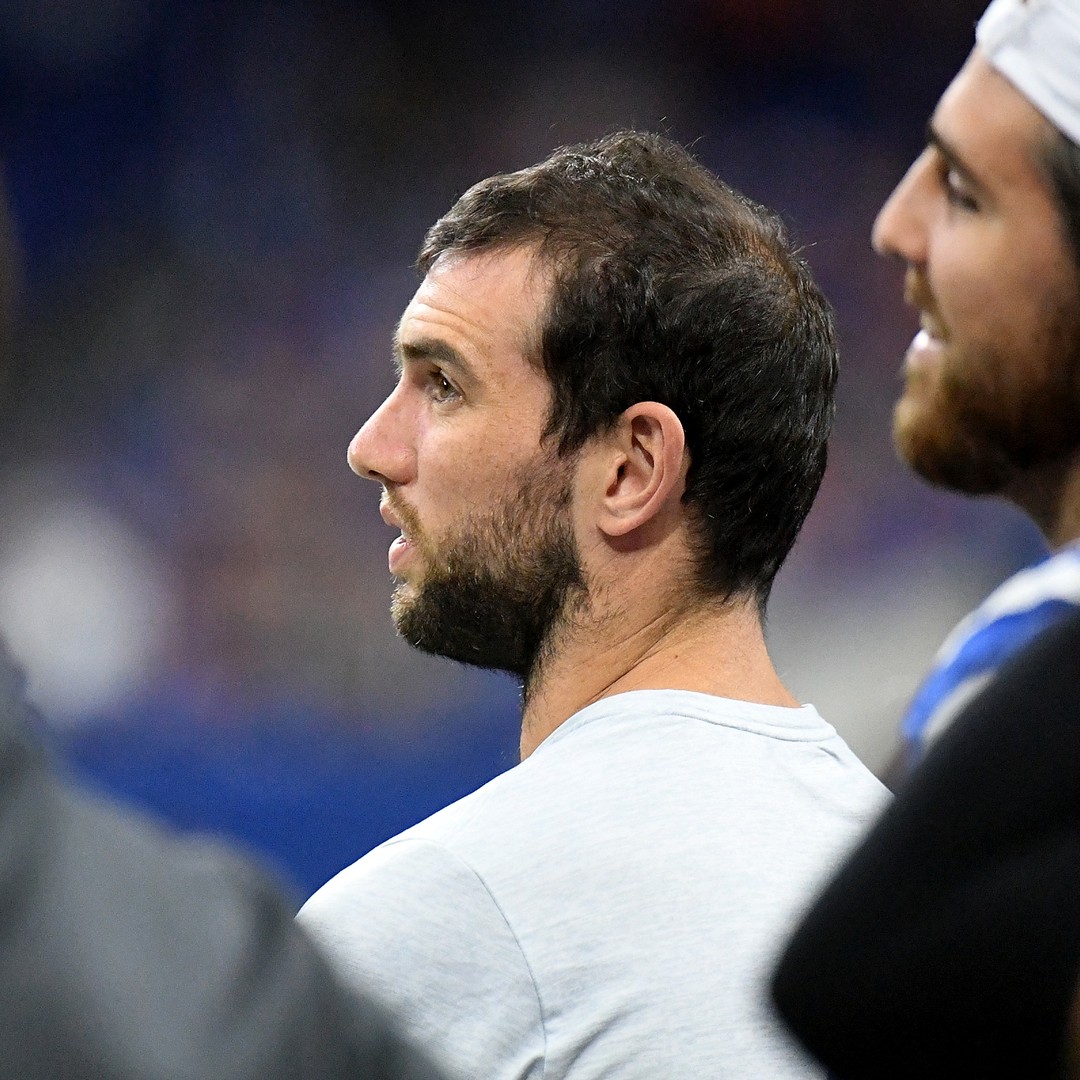 Colts Andrew Luck says shoulder injury saved relationship with wife