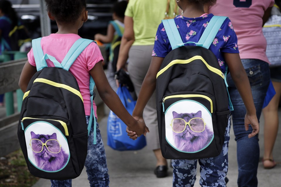 How Backpack Trends Shape a Kid's Social Life - The Atlantic