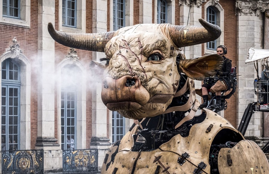 Toulouse Becomes A Labyrinth For La Machine’s Giant Spider And Minotaur ...