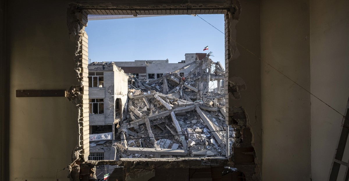 cdn.theatlantic.com image