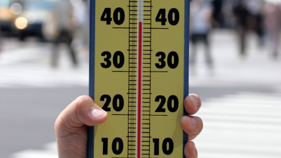 Celsius scale thermometer for measuring weather temperature