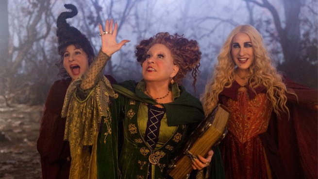 Kathy Najimy, Bette Midler, and Sarah Jessica Parker as the three witch sisters of "Hocus Pocus 2."