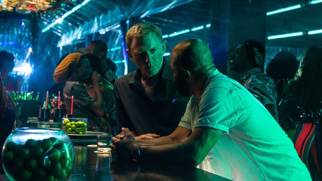 Daniel Craig and Jeffrey Wright in a bar scene from 'No Time to Die'