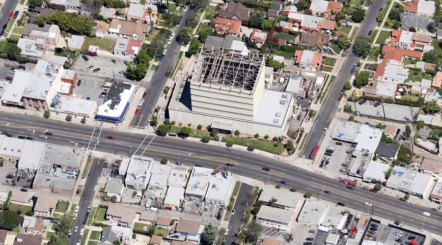 The Urban Oil Fields of Los Angeles - The Atlantic
