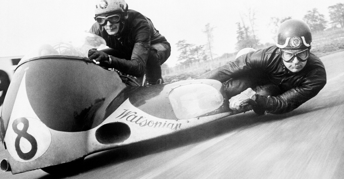 Photos: A Century of Sidecar Racing