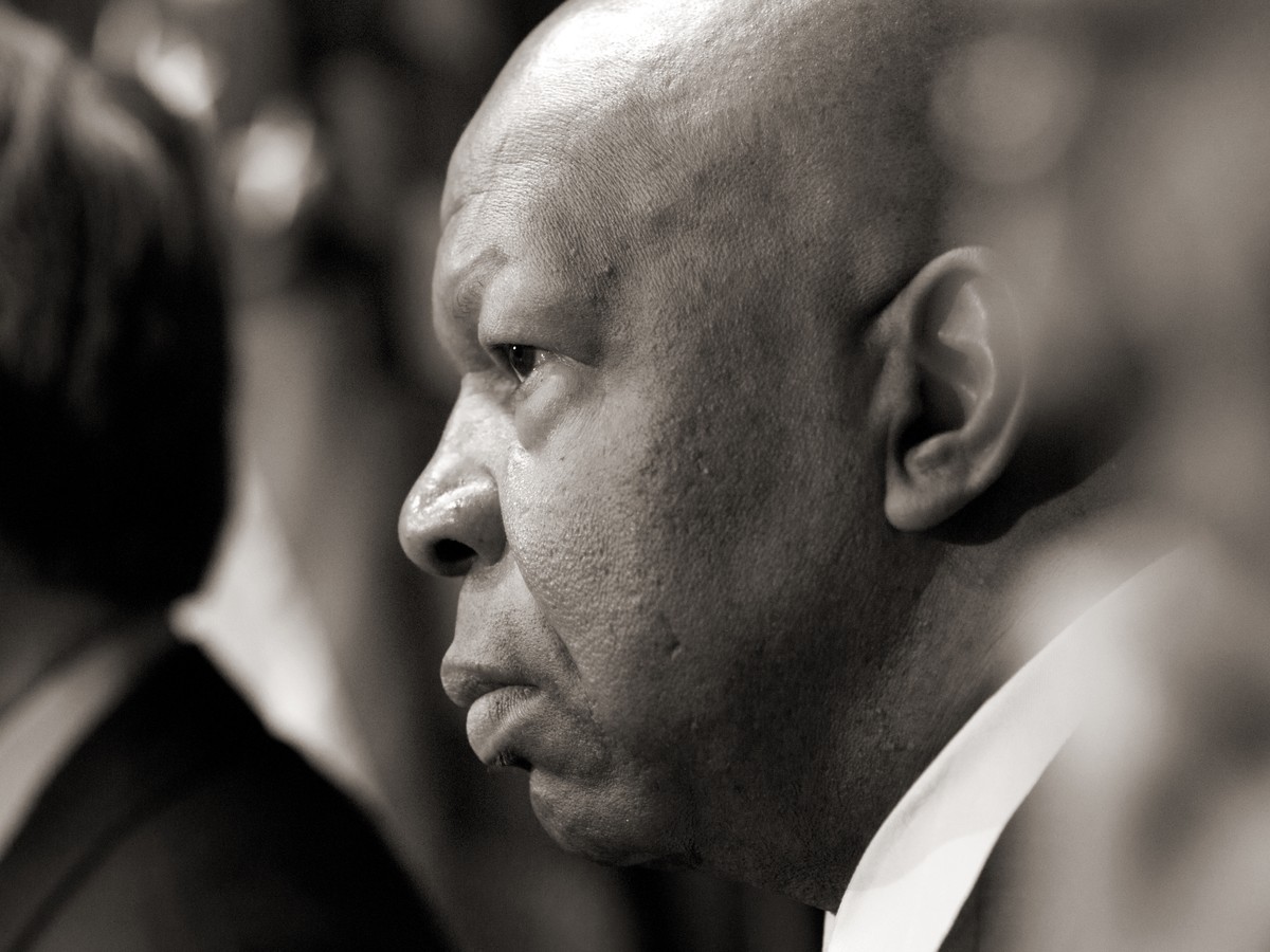 What Elijah Cummings S Death Reveals About White Privilege The Atlantic You have been randomly selected for secondary passport control. what elijah cummings s death reveals