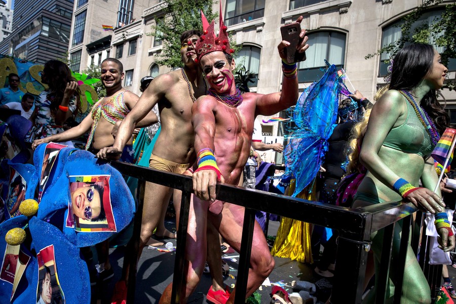 when is the gay pride parade in orlando