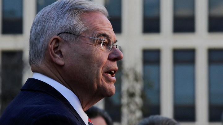 New Jersey Senator Bob Menendez addresses reporters outside a Newark courthouse.