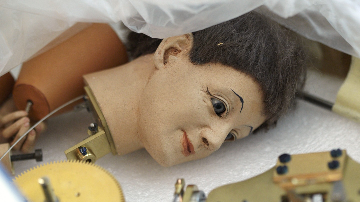 Robot Doppelgängers and What It Means to Be Human The Atlantic