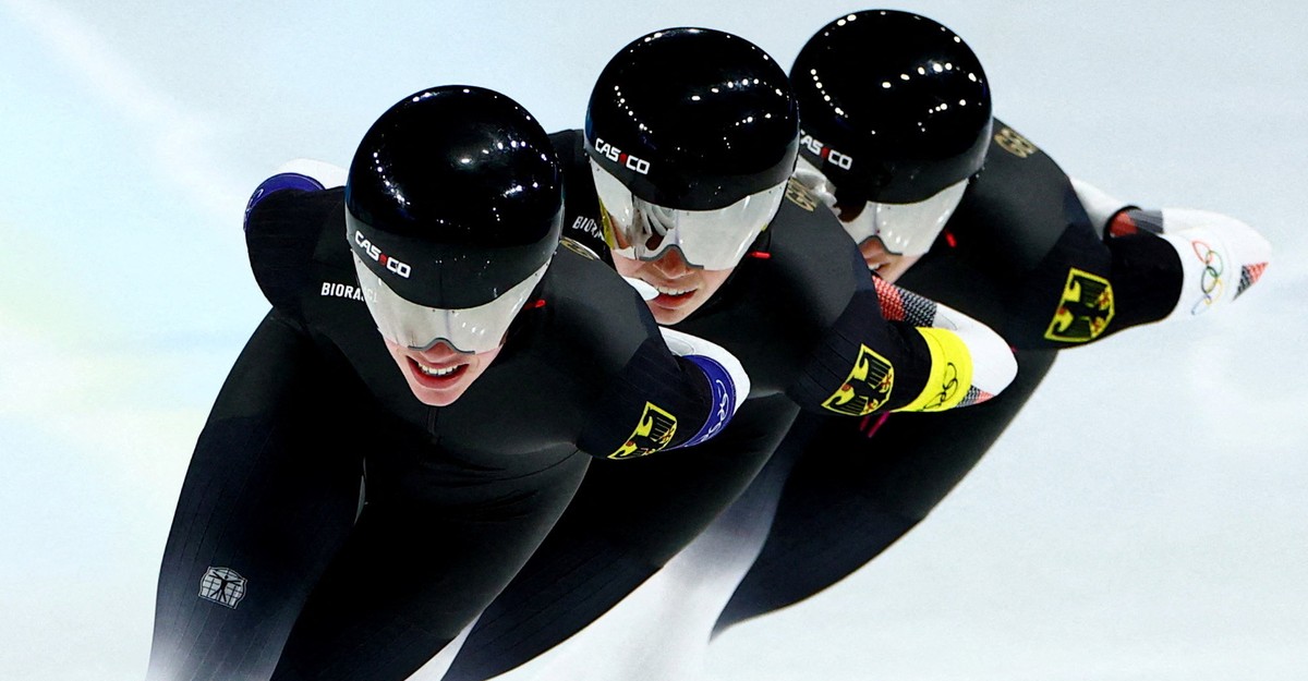 Winter Olympics Photo of the Day: In Pursuit