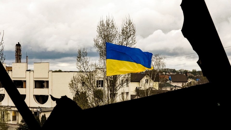 A Ukrainian flag flying