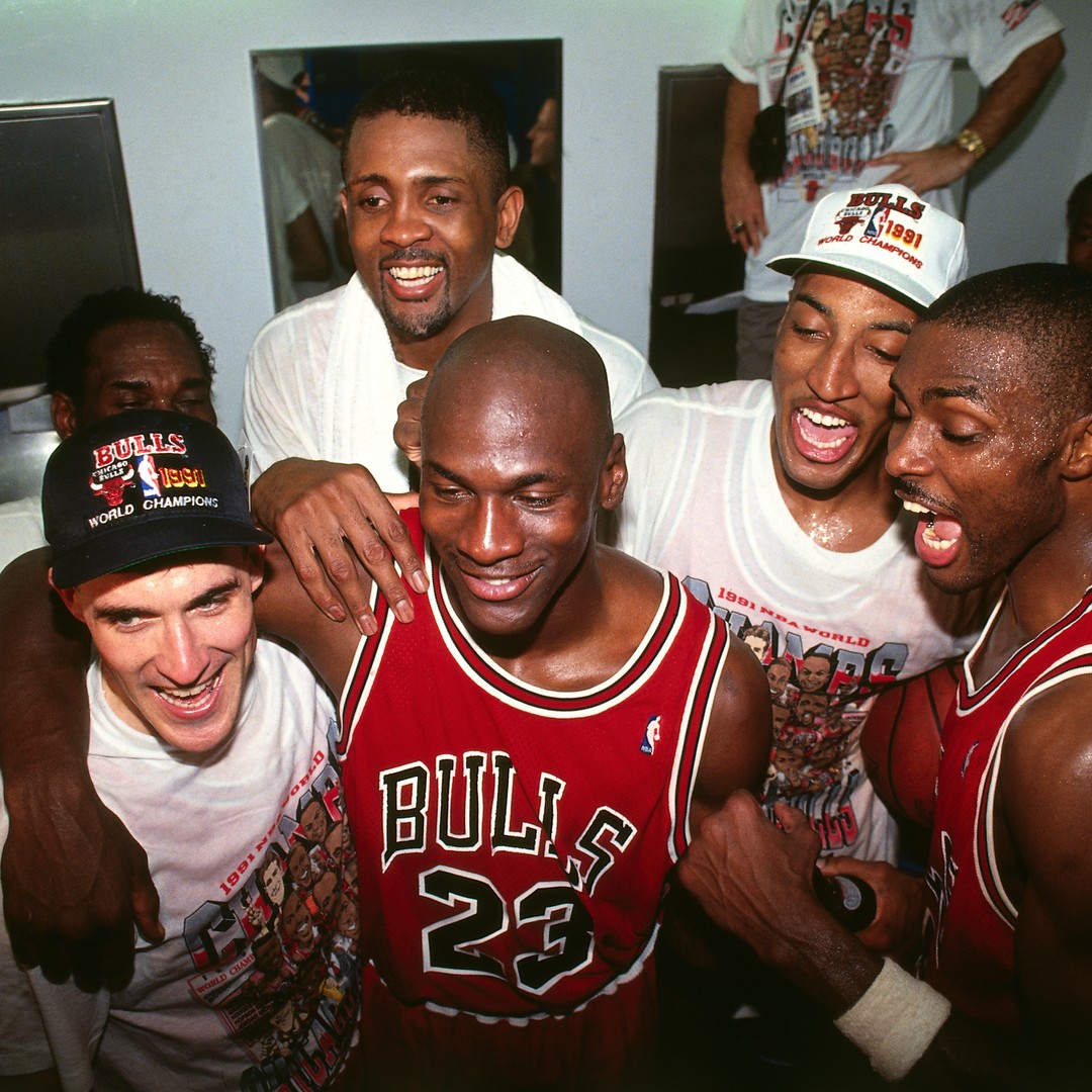 Michael Jordan Game Winner Celebration - Michael Jordan - T-Shirt