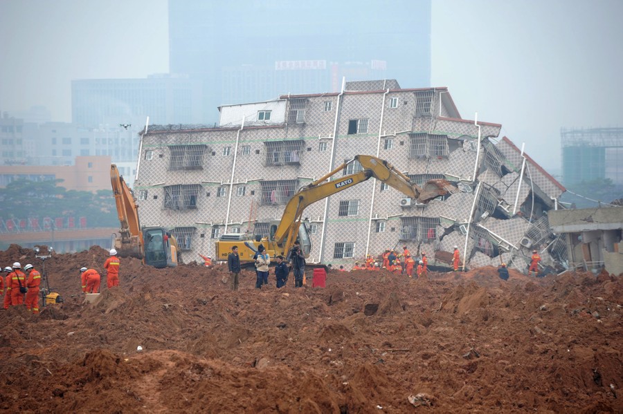 A Massive Landslide Of Mud And Construction Waste Strikes Shenzhen 