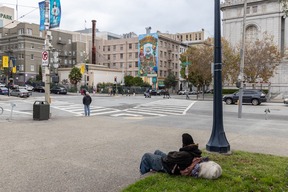 Picture of outside the Civic Center Plaza in San Francisco, Ca.