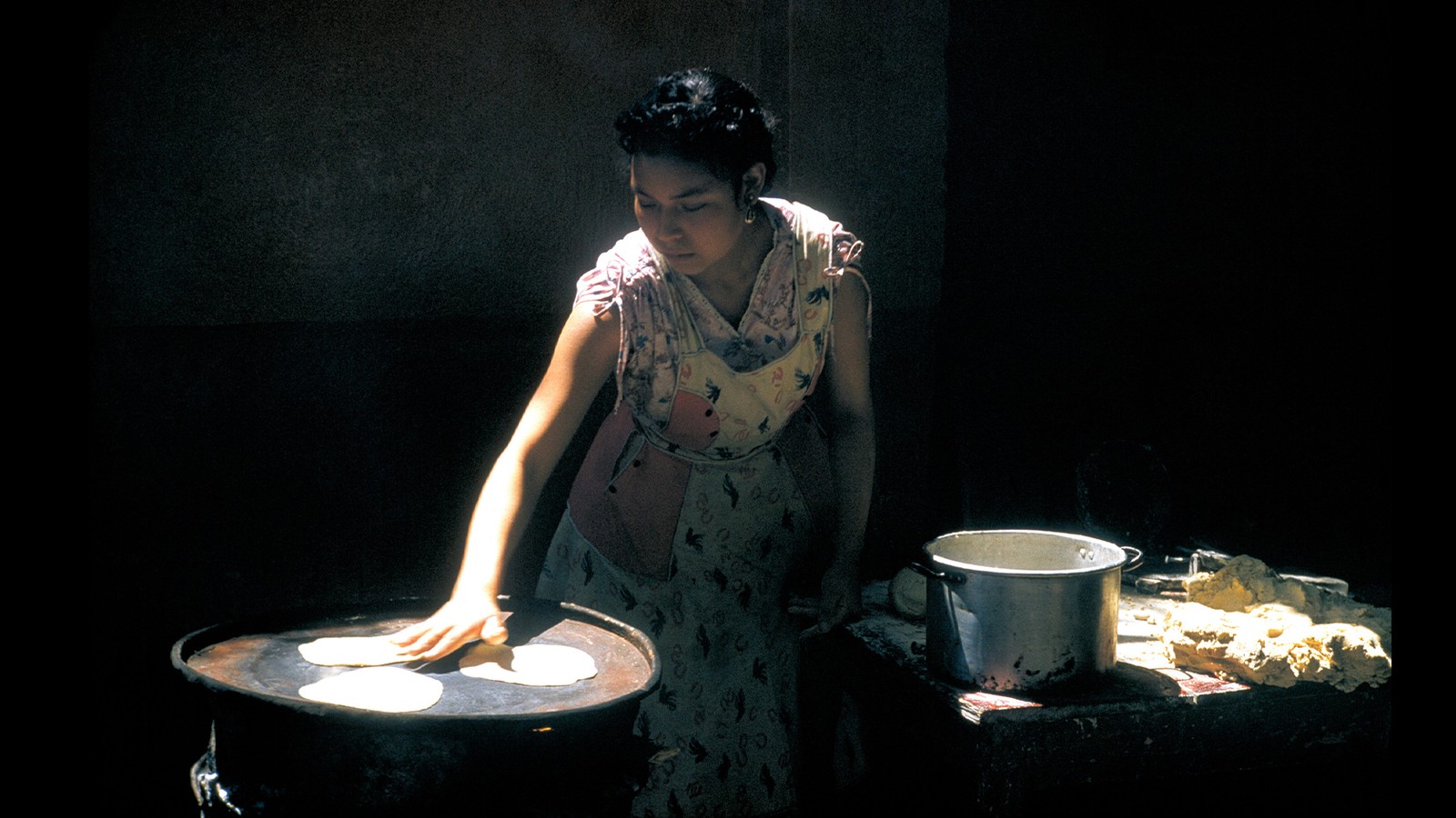 A Poem by José Olivarez: Ode to Tortillas - The Atlantic