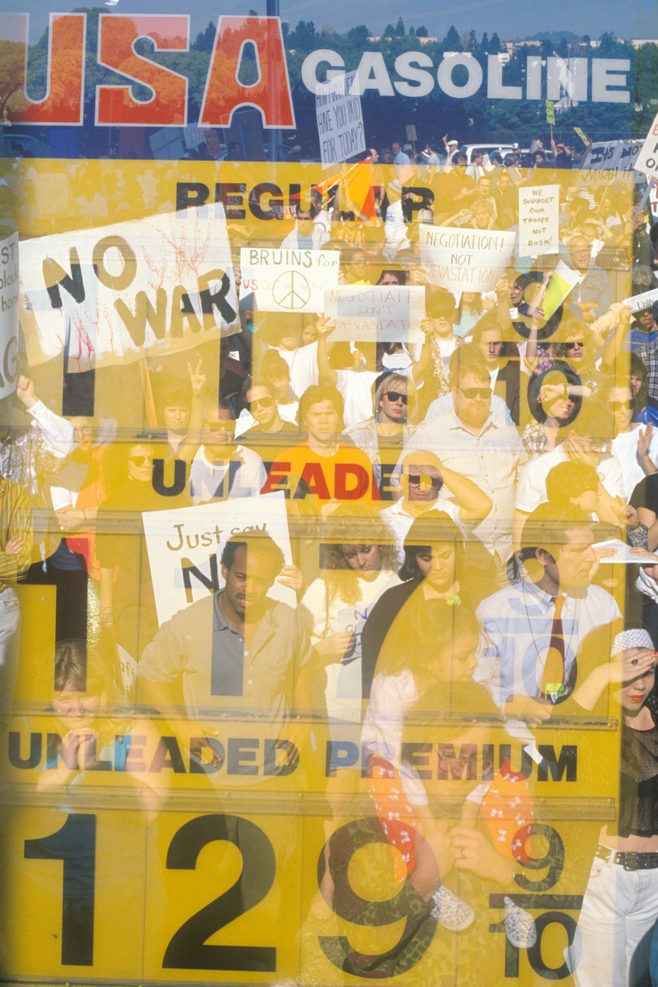 2026_04_11_The Romance of the Gas-Station Sign_8.jpg