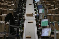 A conveyor belt in an Amazon warehouse