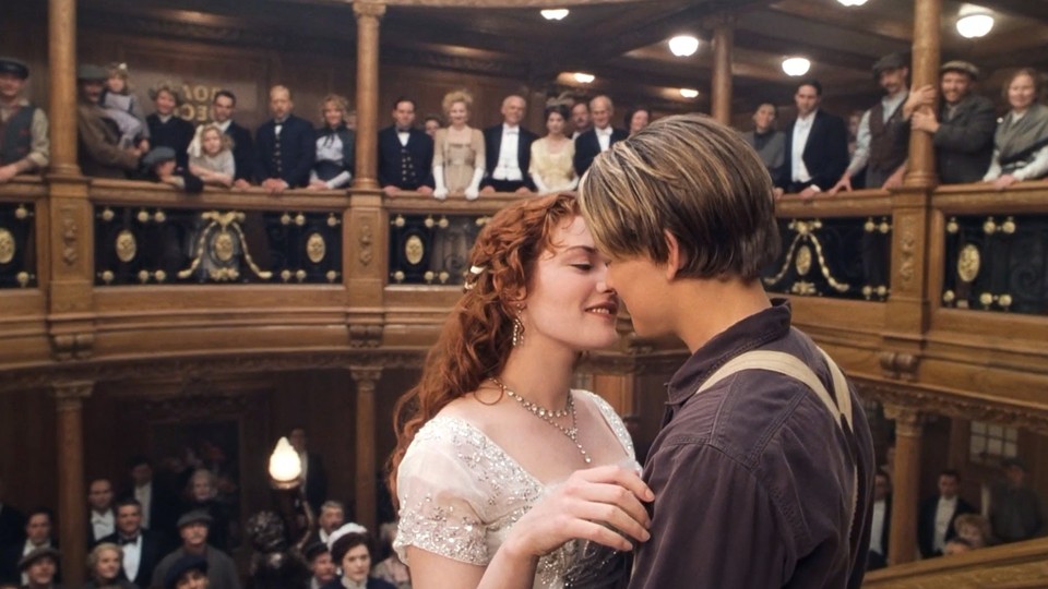Rose and Jack meeting at the end of 'Titanic'