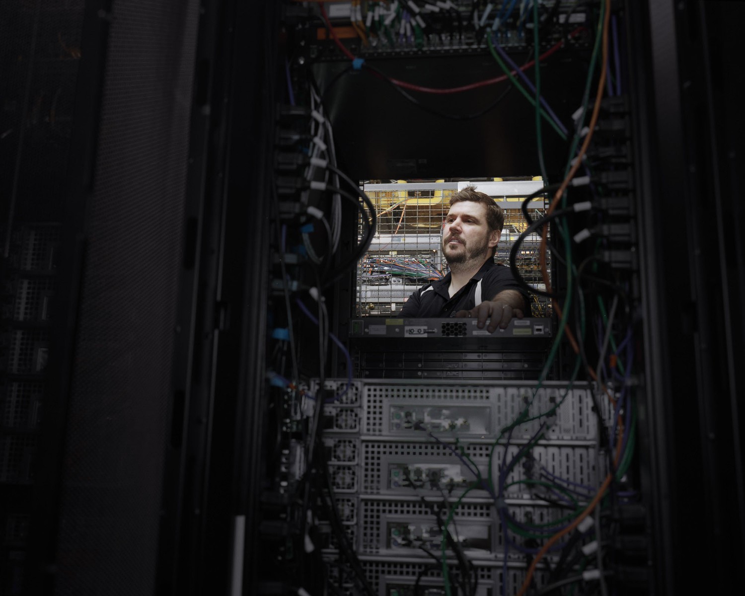 Secret data. Серверная в Нью-Йорке фото. Как устроены Дата центры.