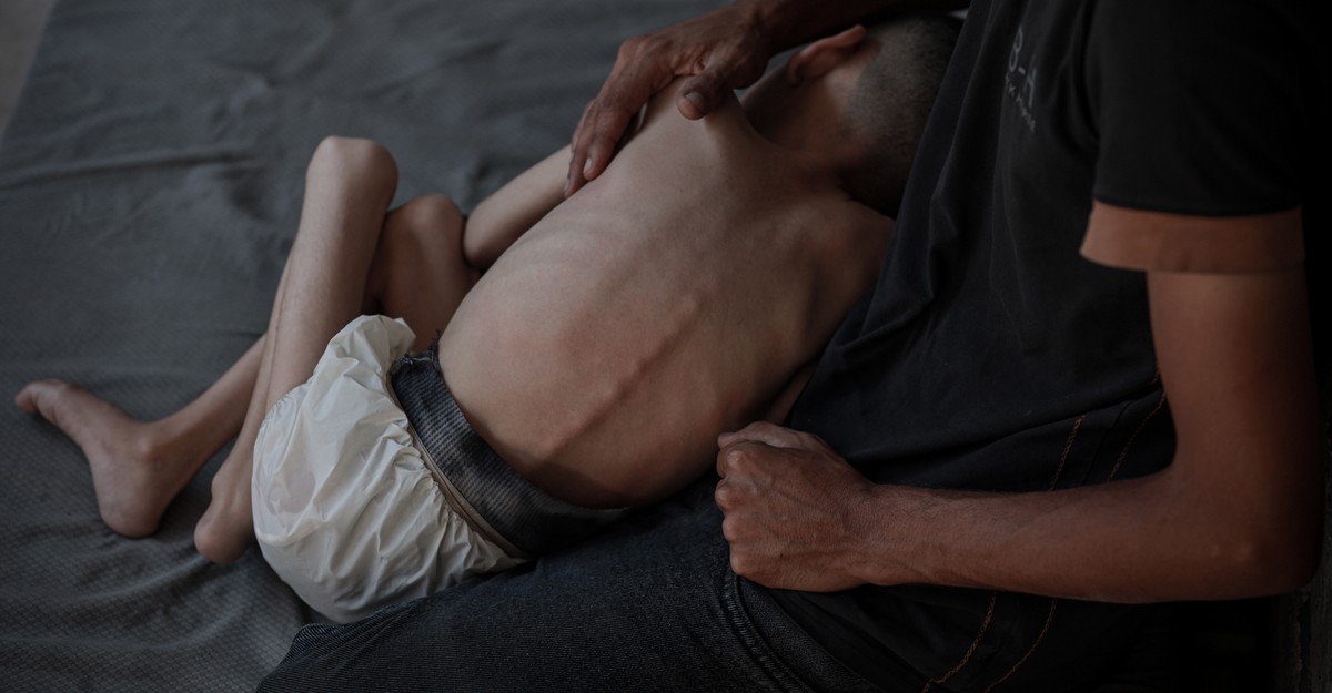 https://cdn.theatlantic.com/thumbor/PSH917JjOoYz21HuRfK2c4CRG2A=/0x43:2000x1085/1200x625/media/img/mt/2025/08/2025_07_31_gaza_robbins/original.jpg