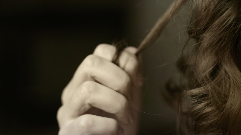 Why It's So Hard to Treat Compulsive Hair Pulling - The Atlantic