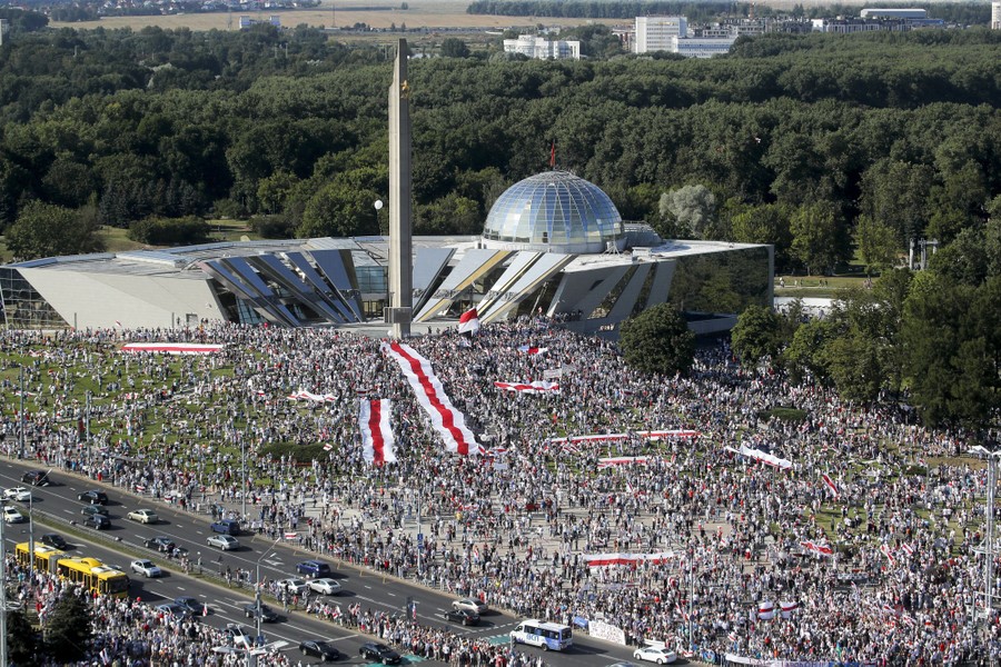 YouTube prześladuje Łukaszenkę. Jak władza walczy z Internetem. #FreeBelarus 2 original