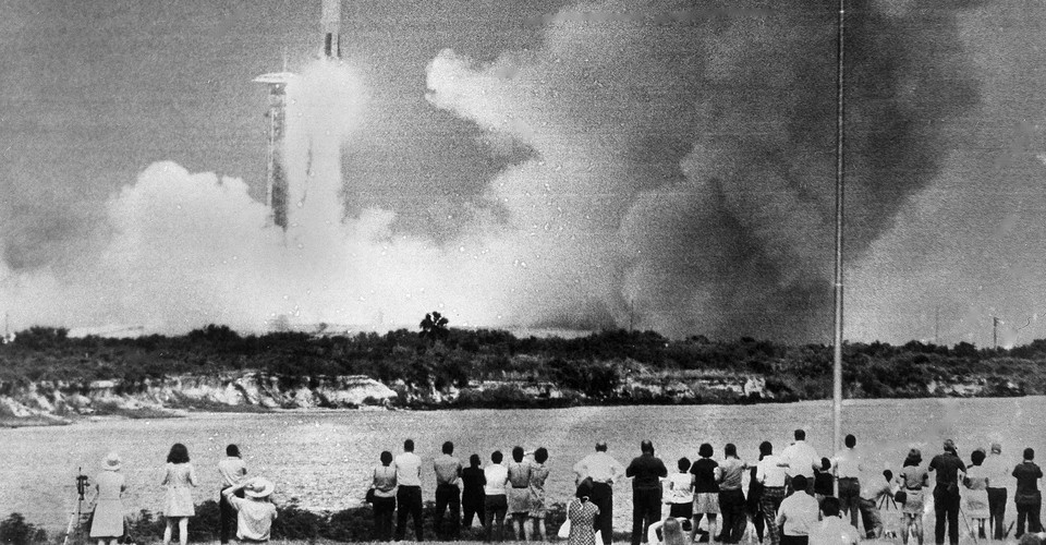 Ursula Vils and the Lost Stories of NASA's 'Pink-Collar' Workforce ...