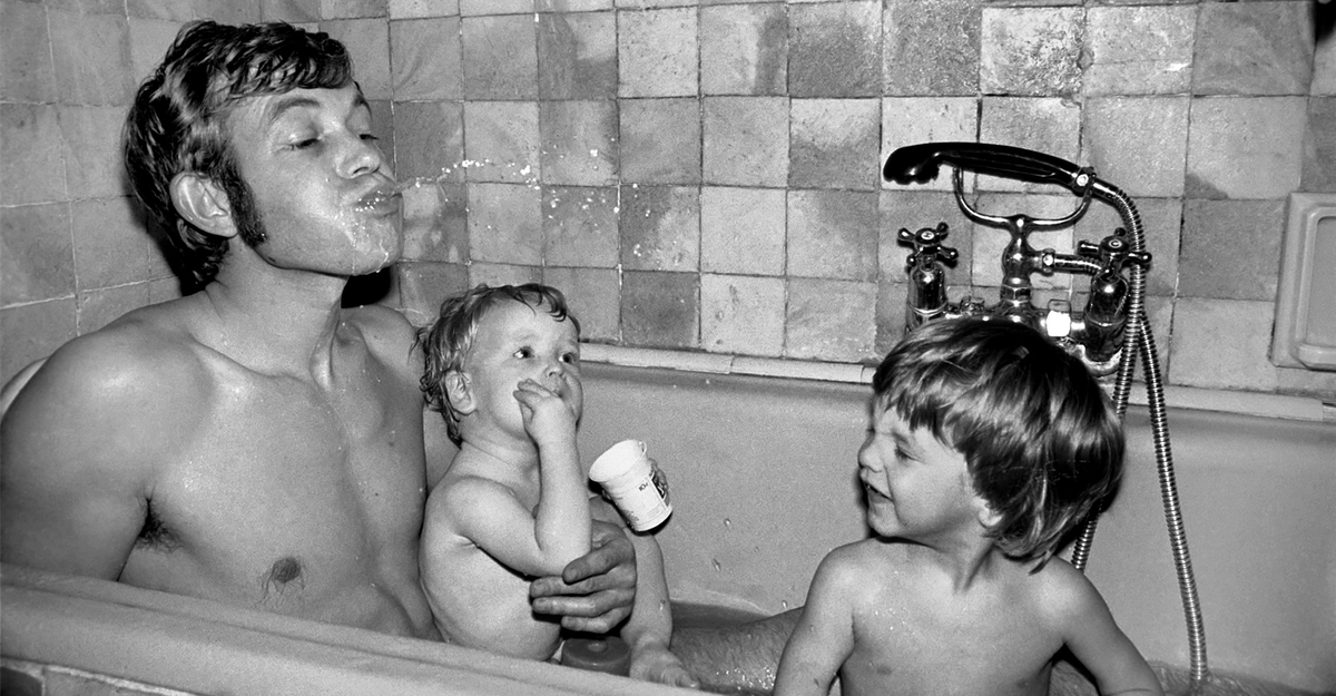 Authors Depict Stay at Home Dads Negatively