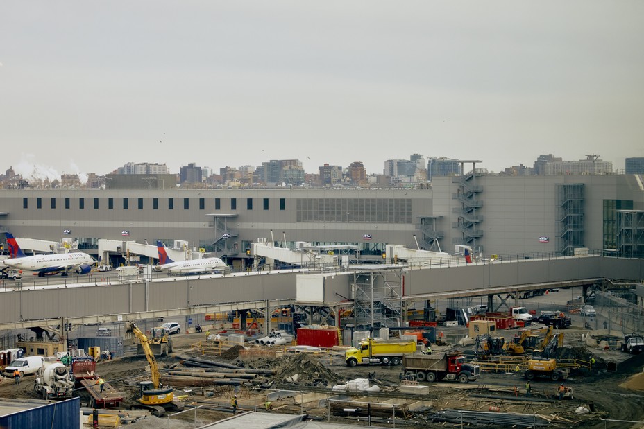 Picture of LaGuardia airport under construction
