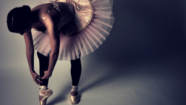 ballerina on pointe