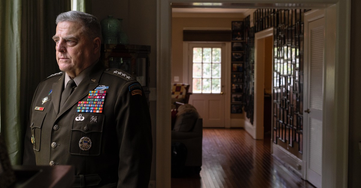 Army-Navy uniform tells story of Army Division, Article