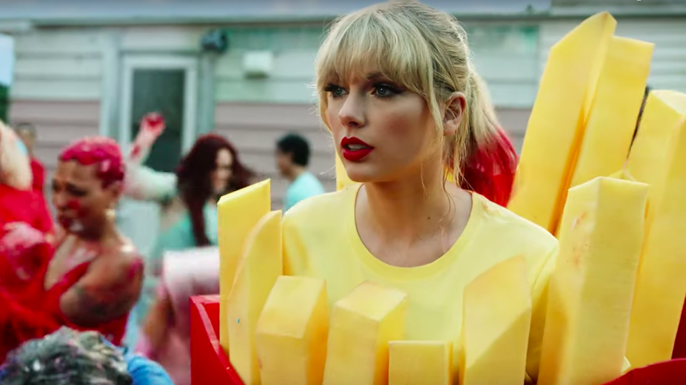 Taylor Swift Lesbian Porn - Taylor Swift's 'You Need to Calm Down' Hijacks Queerness - The Atlantic