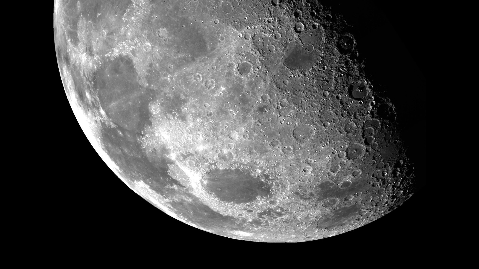 その他 moon SpaceX's BFR Moon Trip Is the Ultimate Artist Residency - The Atlantic