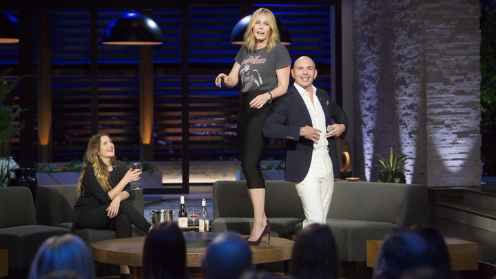 With Pitbull, Gwyneth Paltrow, and Drew Barrymore on Board, Can Chelsea  Handler's New Netflix Series Change the Late-Night Talk Show? - The Atlantic