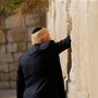 Trump leaves a note at the Western Wall in Jerusalem