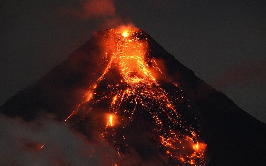 The Ominous Rumblings of Mount Mayon - The Atlantic