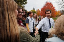 South Bend, Indiana Mayor Pete Buttigieg thanks campaign volunteers in New Hampshire